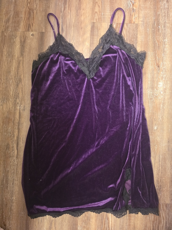Source Unknown Other - Source Unknown Velvet Chemise in Purple with Black Lace